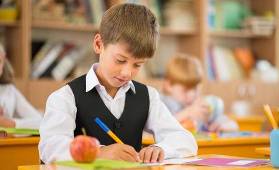 孩子做题总是看错是什么原因,孩子做题总出错怎么回事