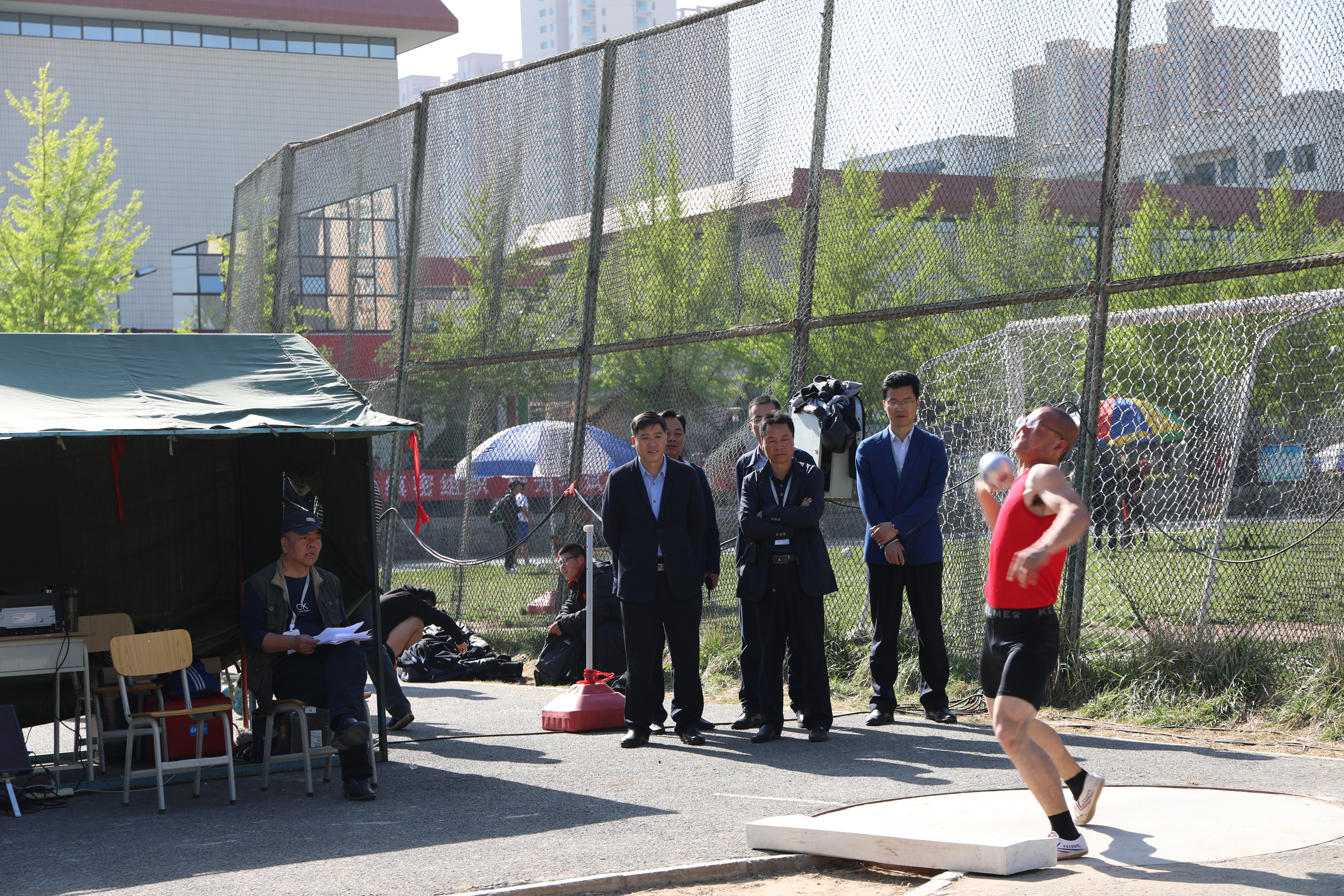 【西师新闻】张俊宗现场巡查指导体育统考专项考试工作