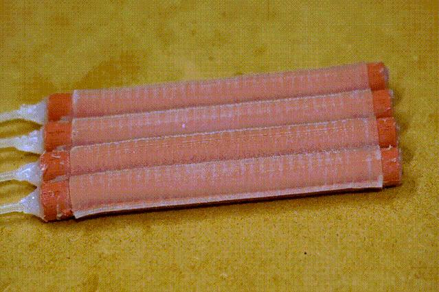 用橡皮泥做小型的机器人,怎么用橡皮泥做战斗机器人