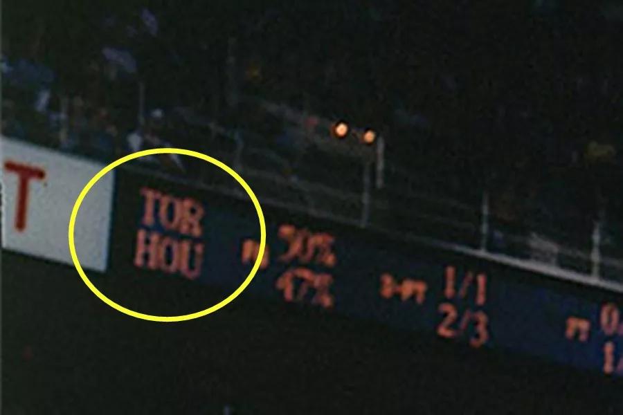 nba2kol文斯卡特98版扣篮动作,文斯卡特大风车扣篮背后角度