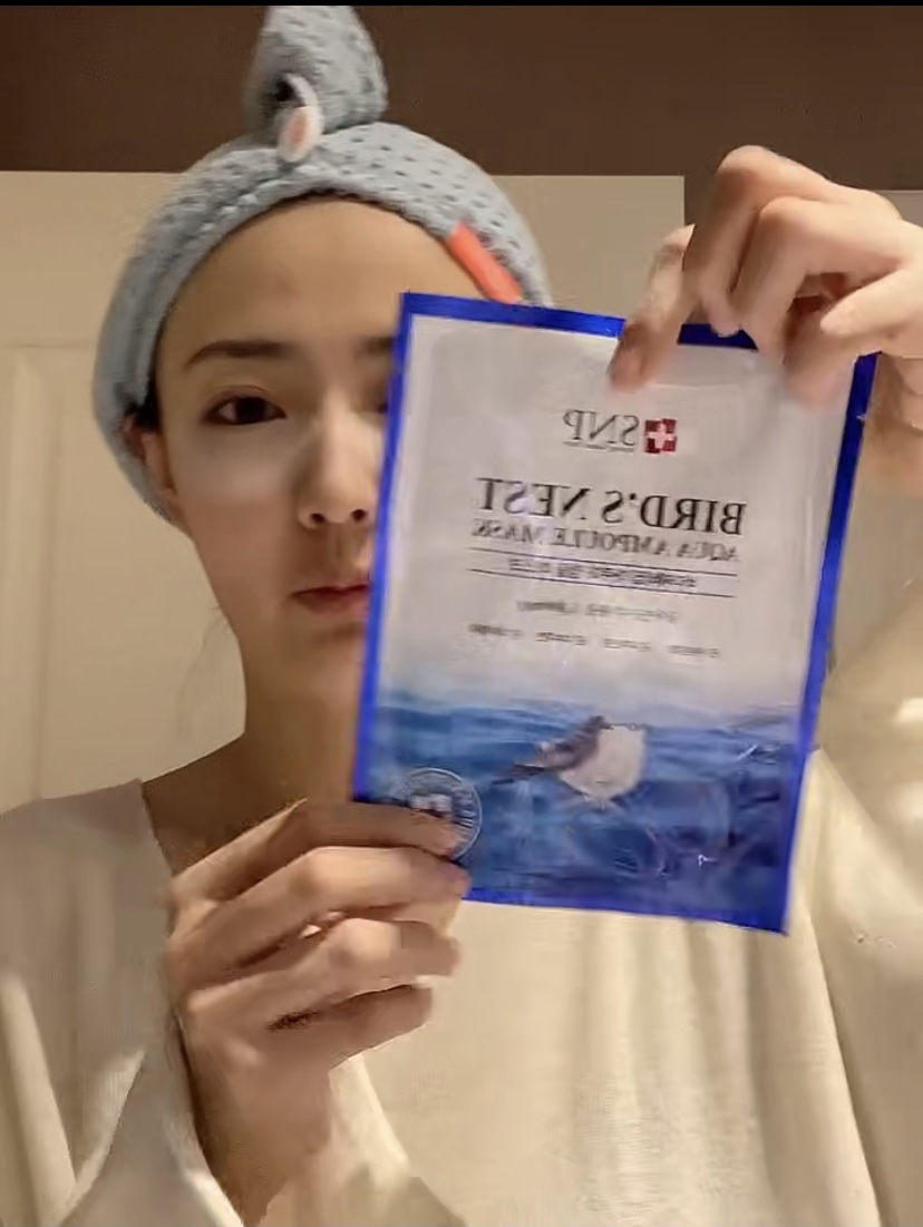 徐璐的早期化妆全过程,徐璐用的脸部素颜霜