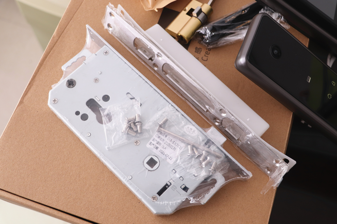 tcl智能门锁k7j怎么使用,tclk7j智能门锁如何调整锁舌