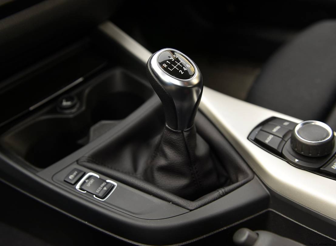 最鸡肋和最有用的汽车配置,最实用的4种汽车配置