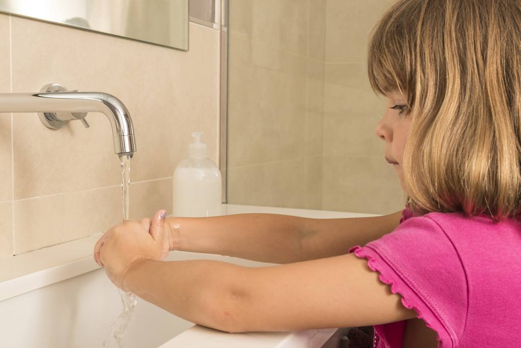 5种食物易含寄生虫最好不要生吃,4种食物不要让小孩吃影响智力