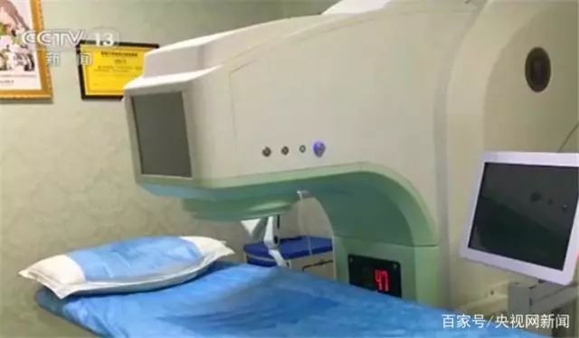 黑心医生故意割开患者身体，4年骗了近800万...七十多岁老人都不放过！