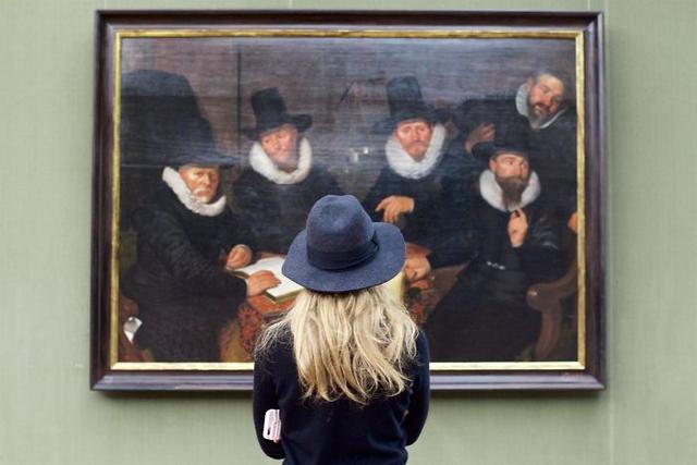 与名画撞脸在博物馆发现前世,一不小心和世界名画撞衫