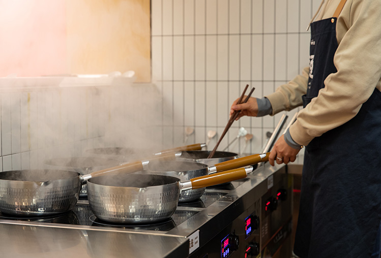 餐饮招商加盟公司痛点,餐饮创业加盟注意什么