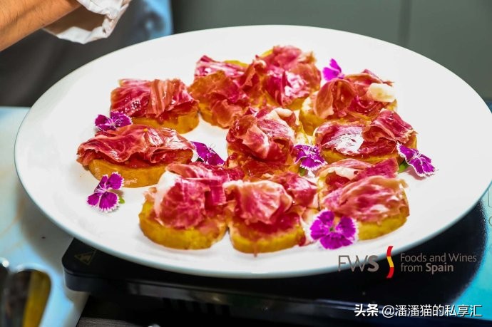 怎么辨别西班牙火腿的品质，遇到好腿应该怎么吃