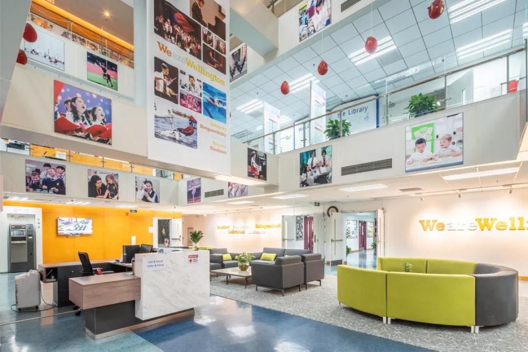 天津这所学校火了!高尔夫、足球、科学实验...孩子吵着都要来