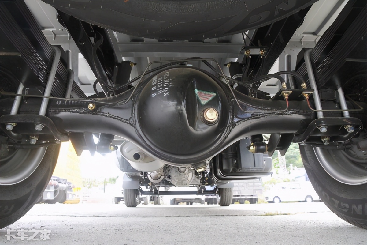 长安神骐t20厢货三米六,长安神骐3.3米货车能拉多少吨