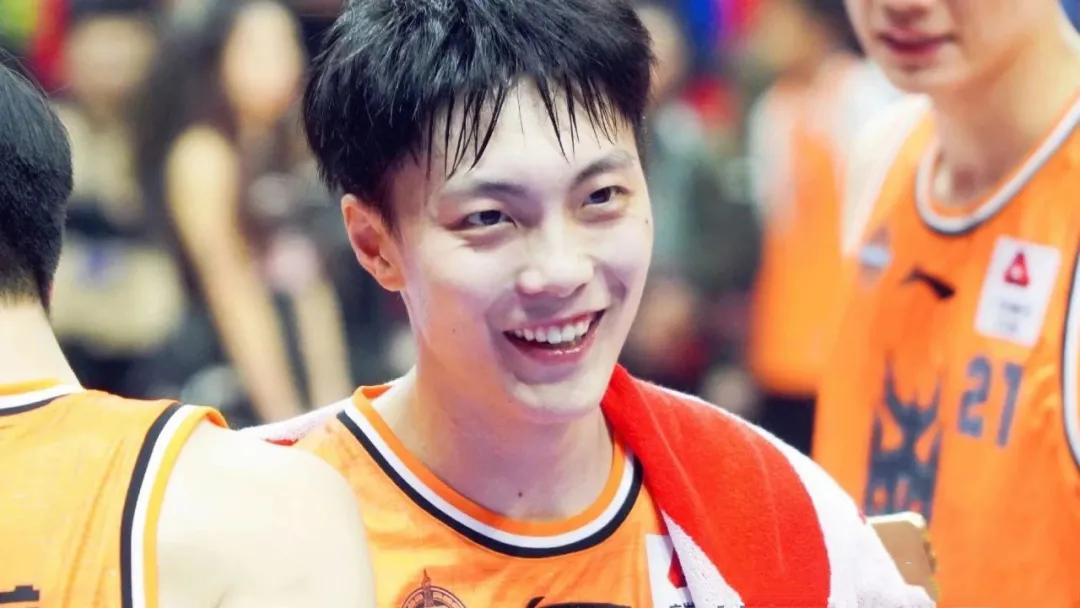 拜托，千万别让萧亚轩看到这些国家体坛中的鲜肉帅哥