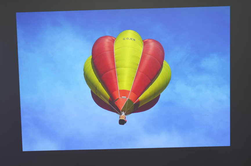 白天也能看的投影仪极米h3s,投影仪家庭影院极米h3s