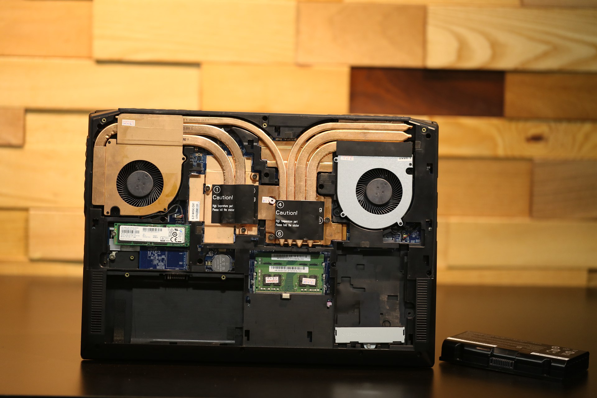 性能爆表！把台式机CPU装进笔记本，X5空妖R93900拆机评测