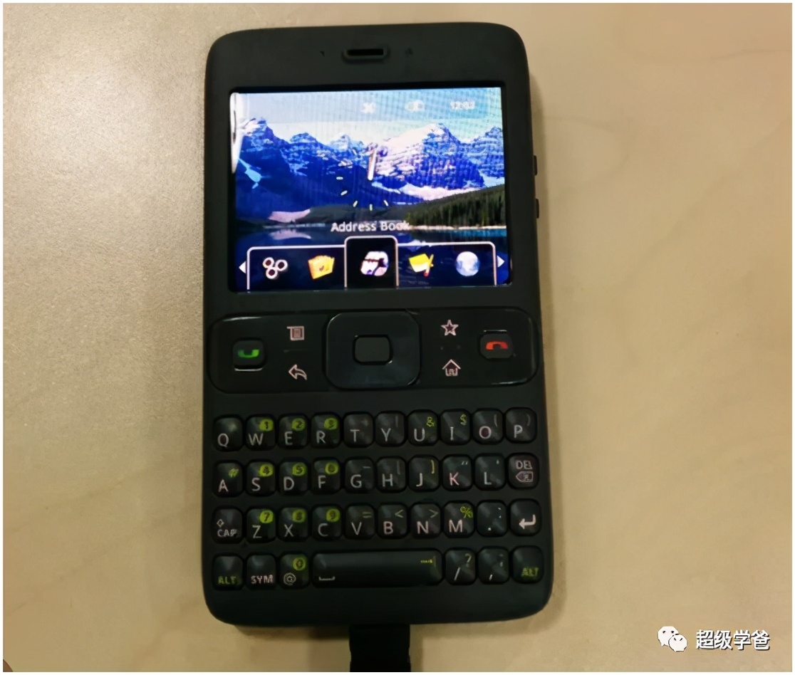 霸凌之下，鸿蒙不负众望好评如潮，这就是华为的倔强