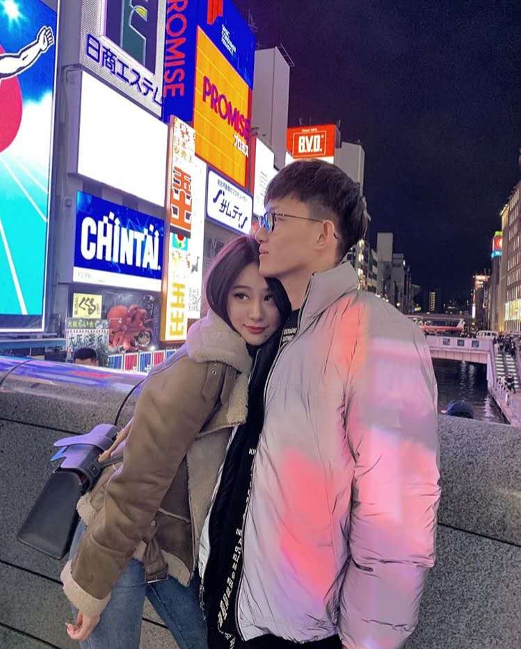 范志毅大女儿写真集,范志毅女儿久违晒照