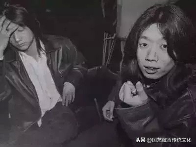 你和十年前的你有什么不同,你和十年前一样的样子