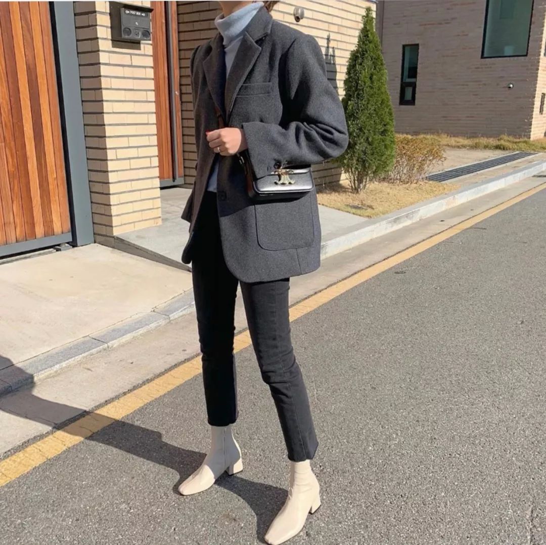 外套+小高领，时髦又保暖