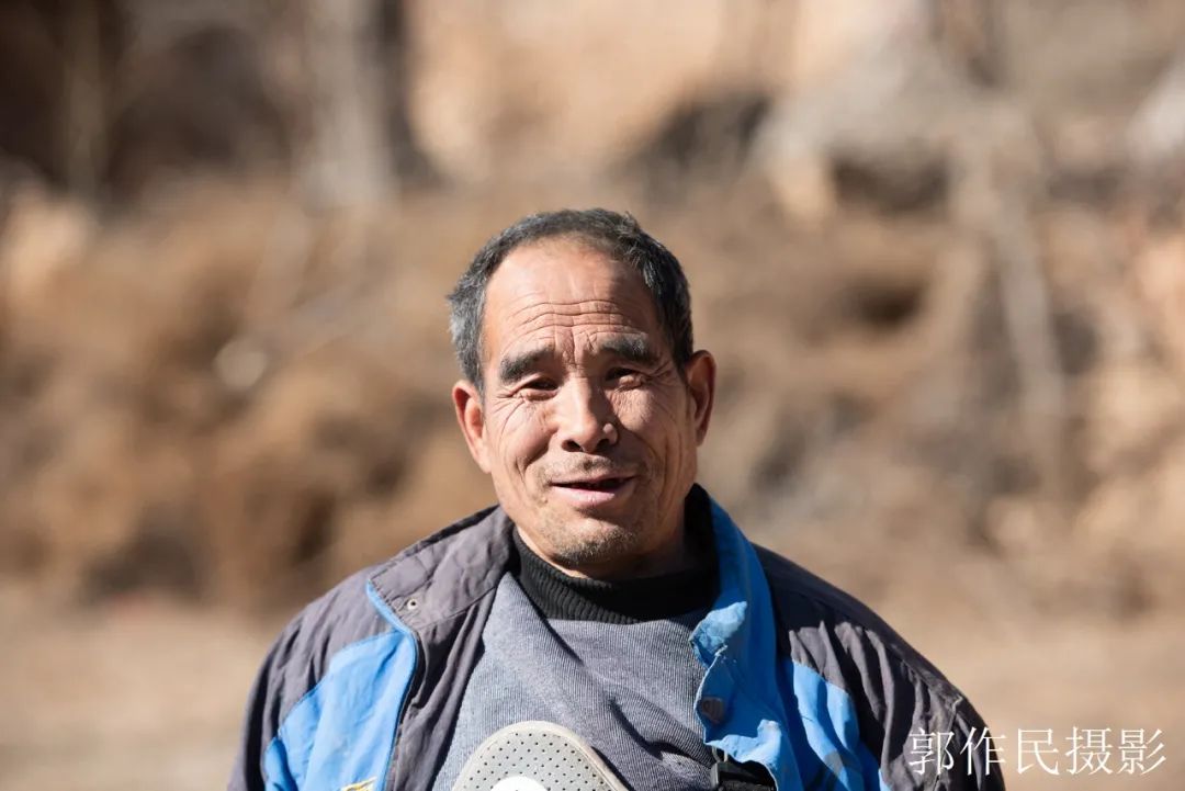 一不小心扭到腰了怎么能治好,一不小心摔坏了脚