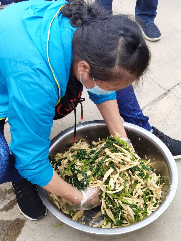 坐公共交通工具游新疆北疆攻略,从新疆坐大巴去俄罗斯