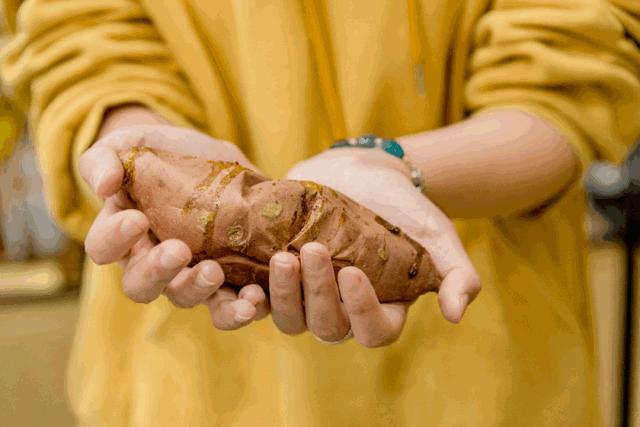 Foodie君亲测，专注19年现炒栗子的粒上皇，名不虚传！