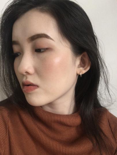 李佳琦力荐的平价口红，用后持久滋润不拔干，效果碾压“阿玛尼”