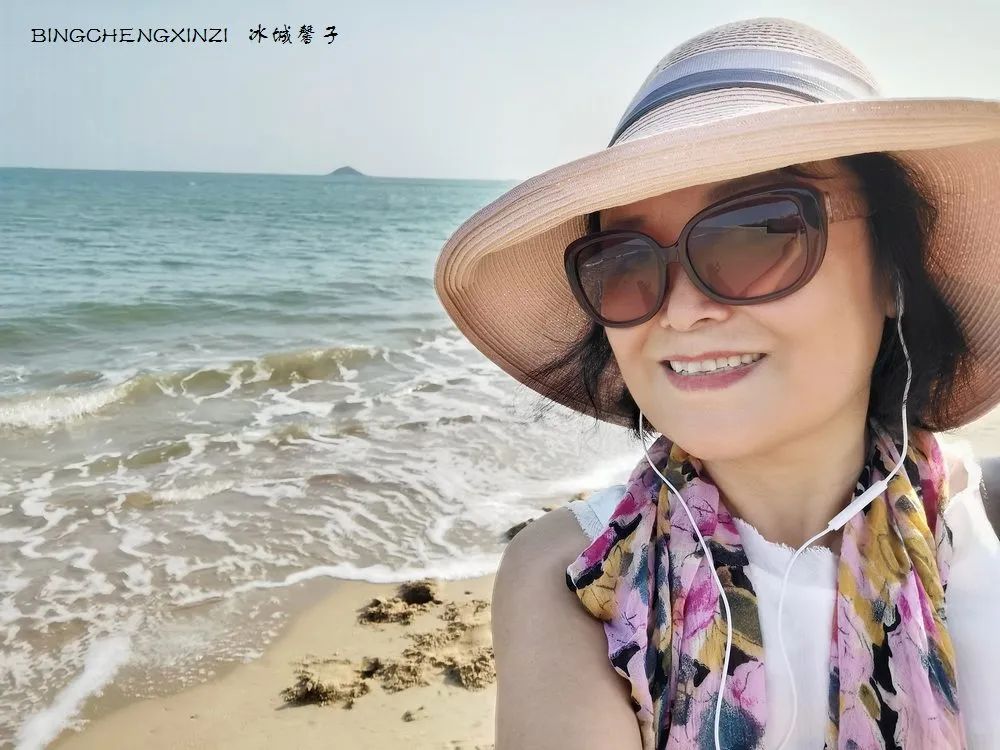 踏海听浪游泳的相关歌曲,听海的声音海浪拍打沙滩