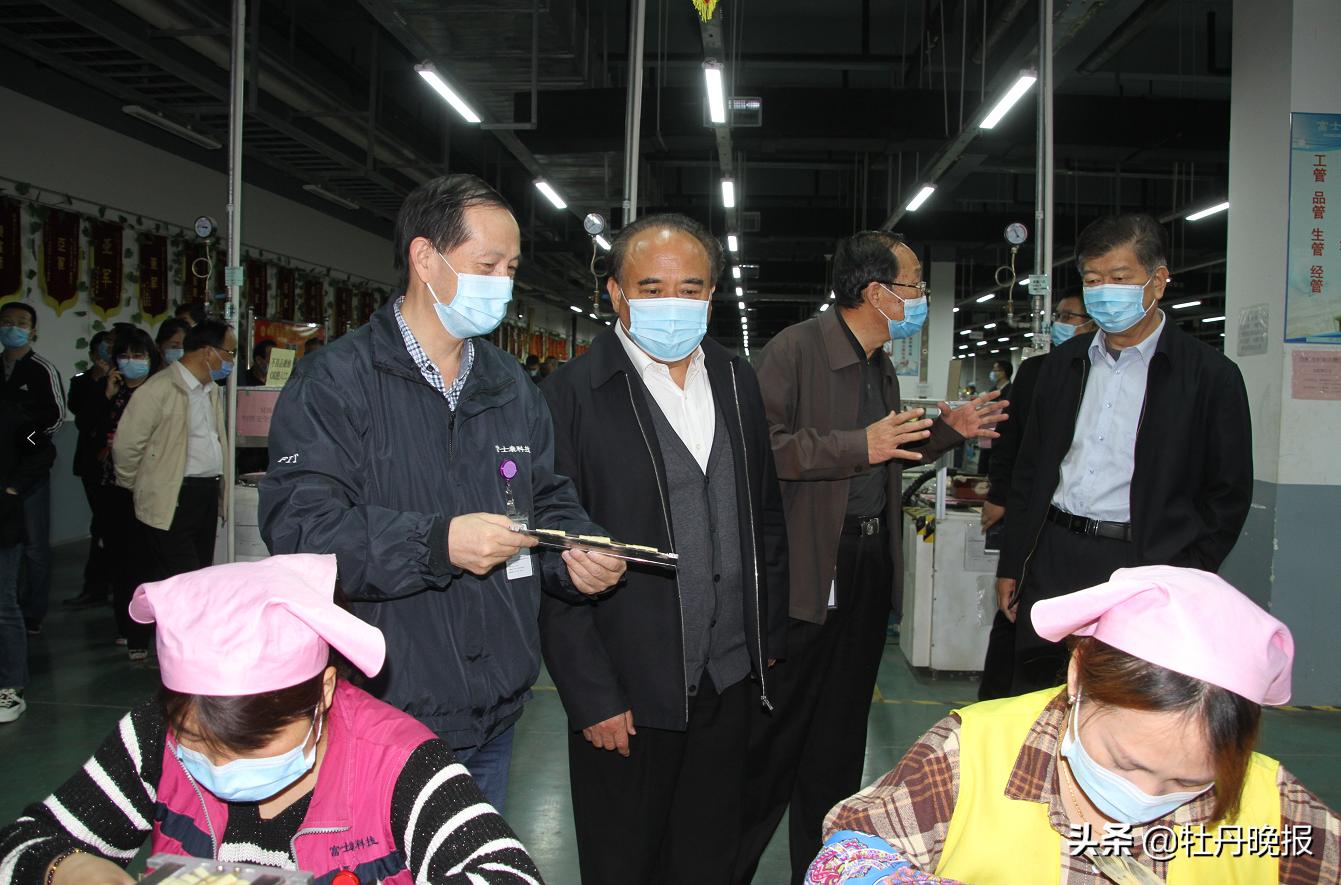 宸ヤ細鑱屽伐涔嬪鍝佺墝,鍙搷鍏氬缓鍝佺墝