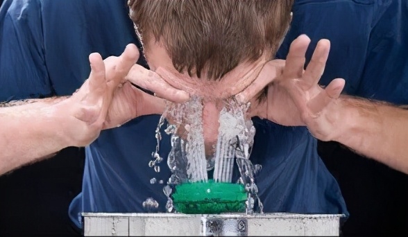 腾讯要用视频号连接一切,也包括色情黑产吗