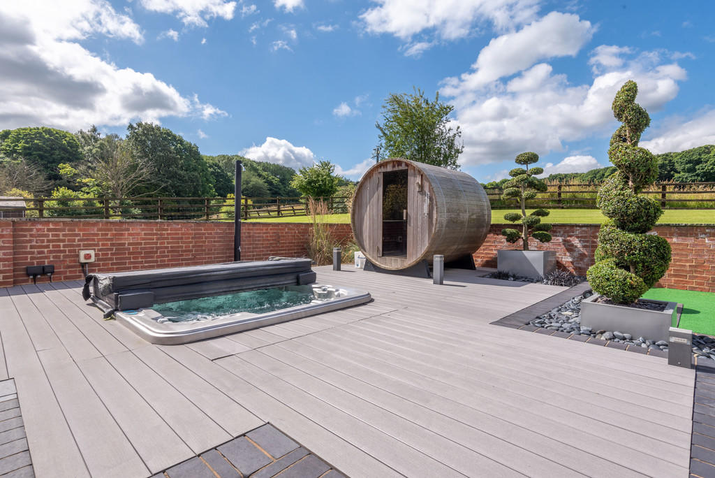 这些千奇百怪的房子,这些户型奇葩的房子居然还挺抢手