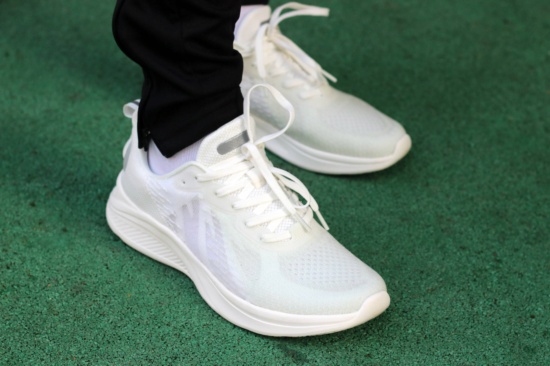 防脏防水黑科技休闲鞋,感光变色鞋推荐