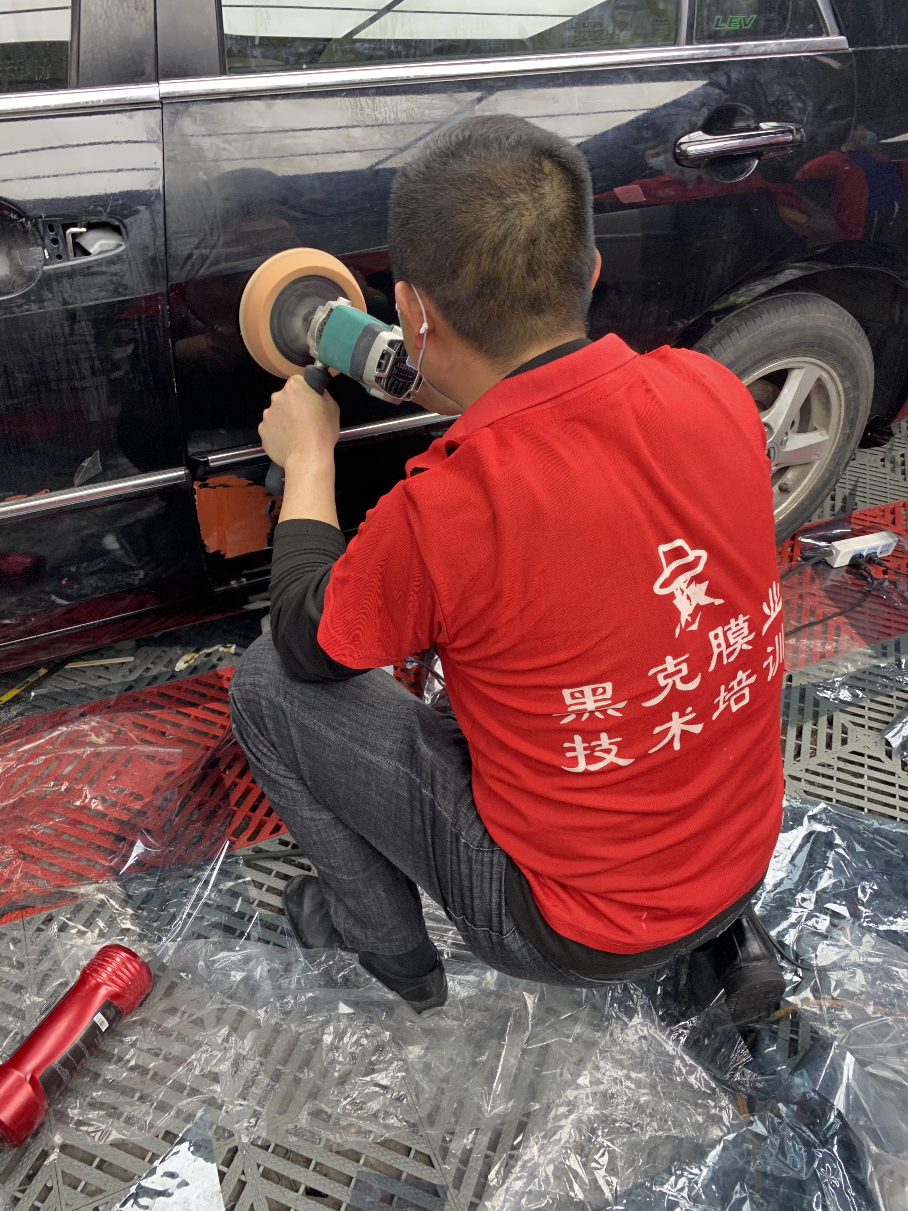 大理石抛光机正确使用方法,汽车美容抛光机技巧