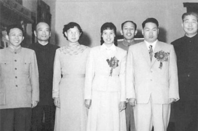 张文秋：毛岸英与毛岸青的岳母，经历2段婚姻，晚年却孑然一身