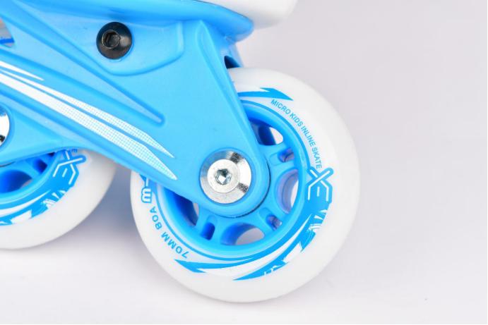 米高轮滑鞋和迈古轮滑鞋哪个好,米高轮滑鞋和micro轮滑鞋