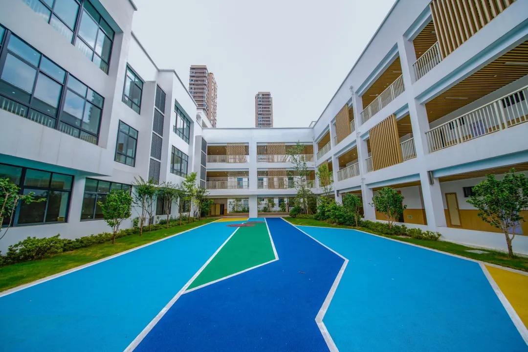 绿城实验学校,开学了学校
