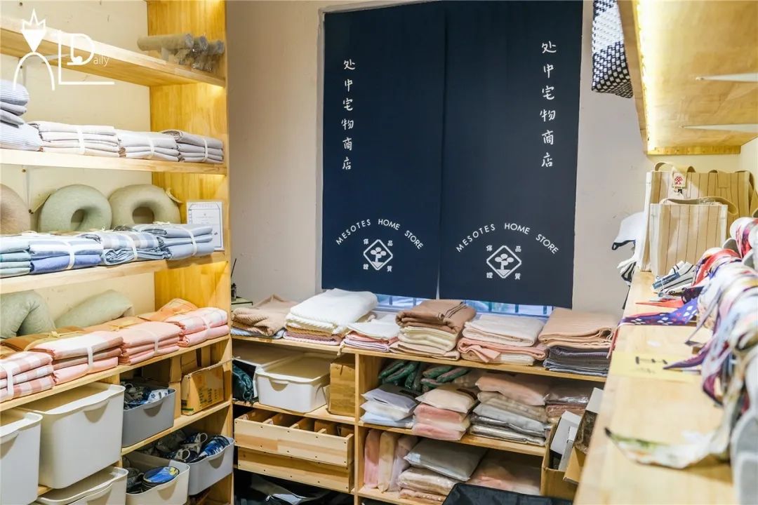 青岛陶瓷餐具哪里卖,青岛瓷器餐具店
