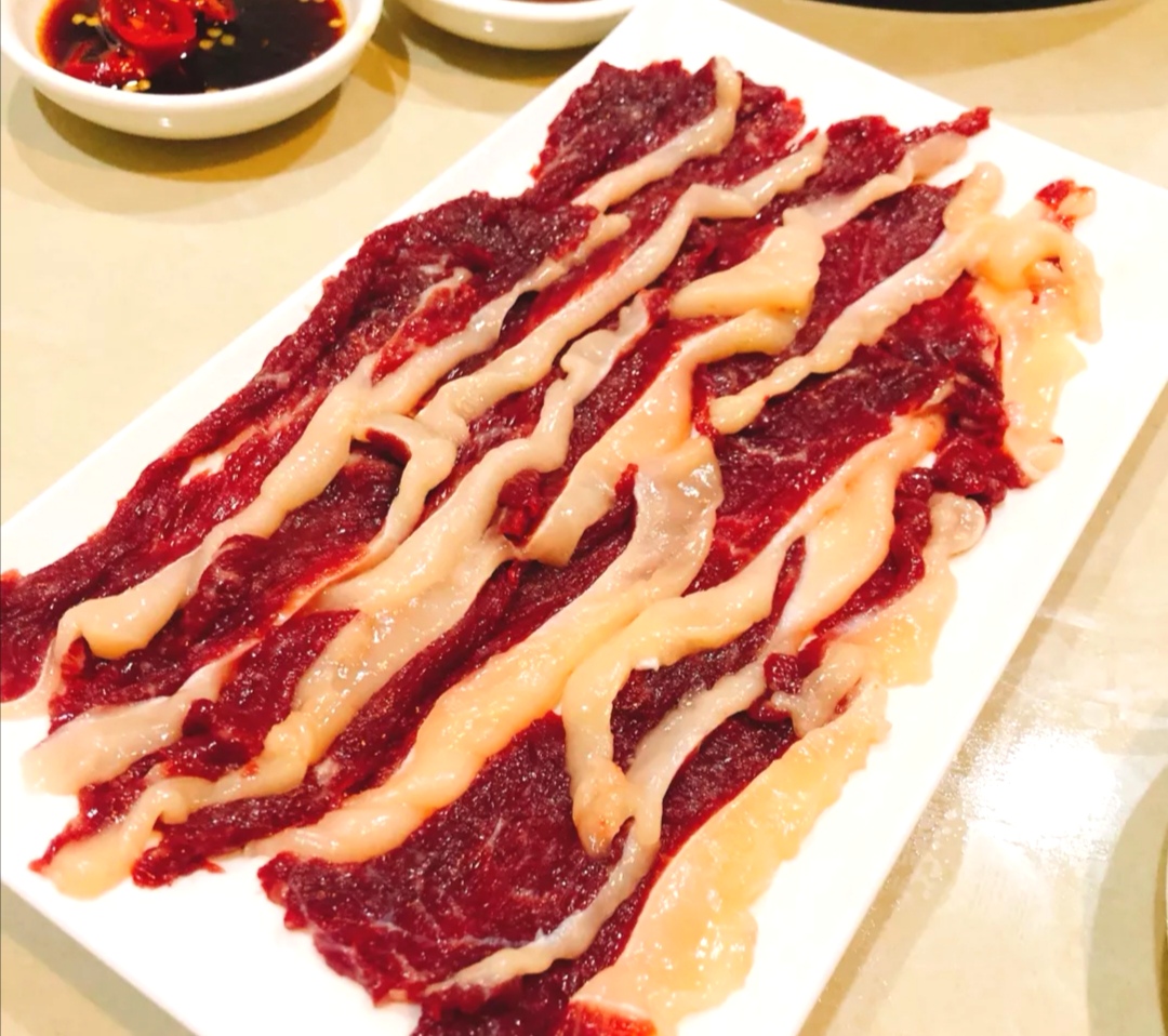 老北京涮羊肉火锅怎么正确吃,老北京涮羊肉vs潮汕牛肉火锅