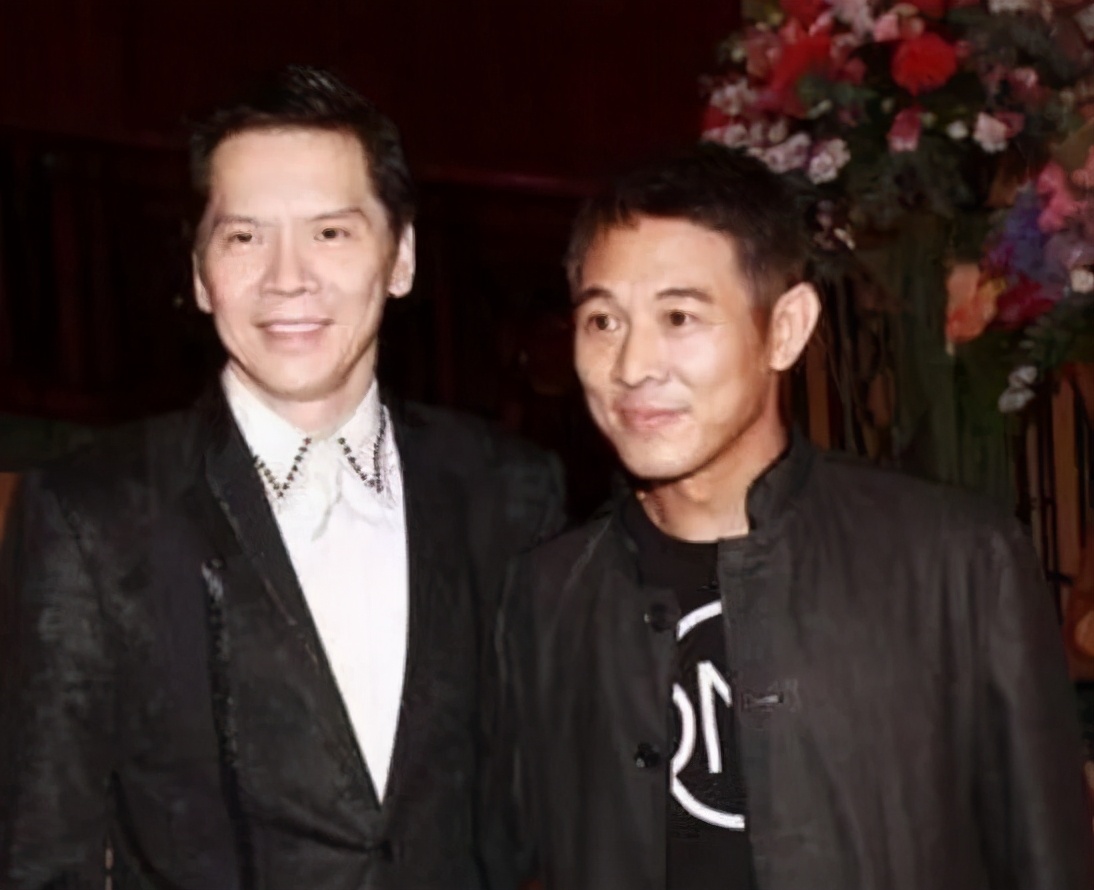 逼成龙下跪、掌掴曾志伟、封杀张柏芝?深扒向氏夫妇叱咤港圈史