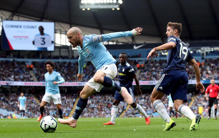 英超顶级后卫排名前十,英超十大顶级球员排名图片