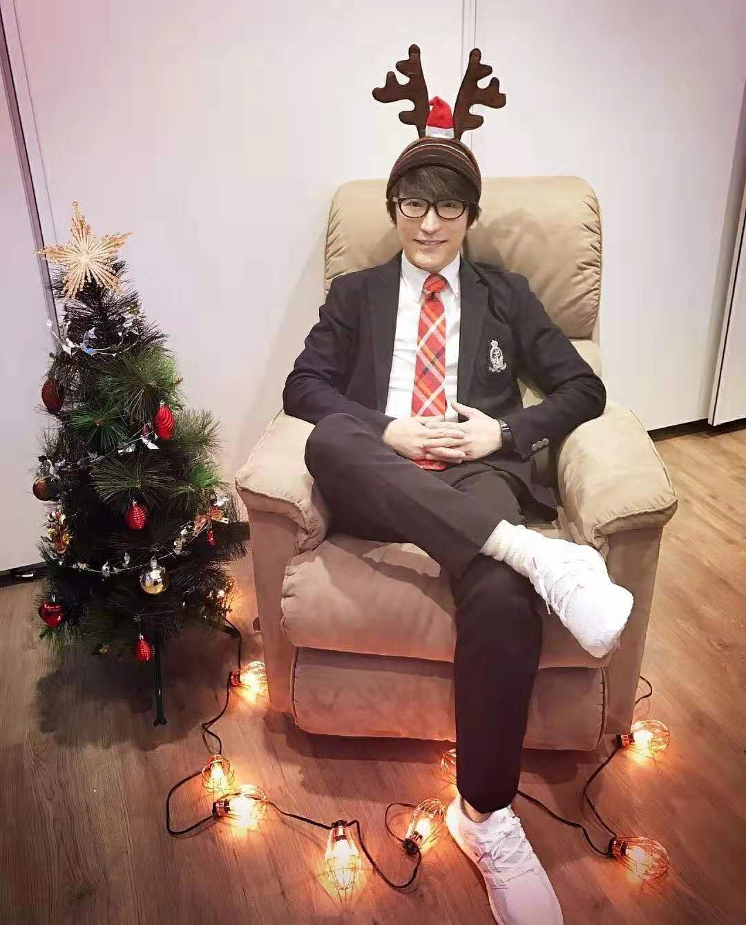 牛尔老师眼部保养方法,牛尔老师冻龄秘籍