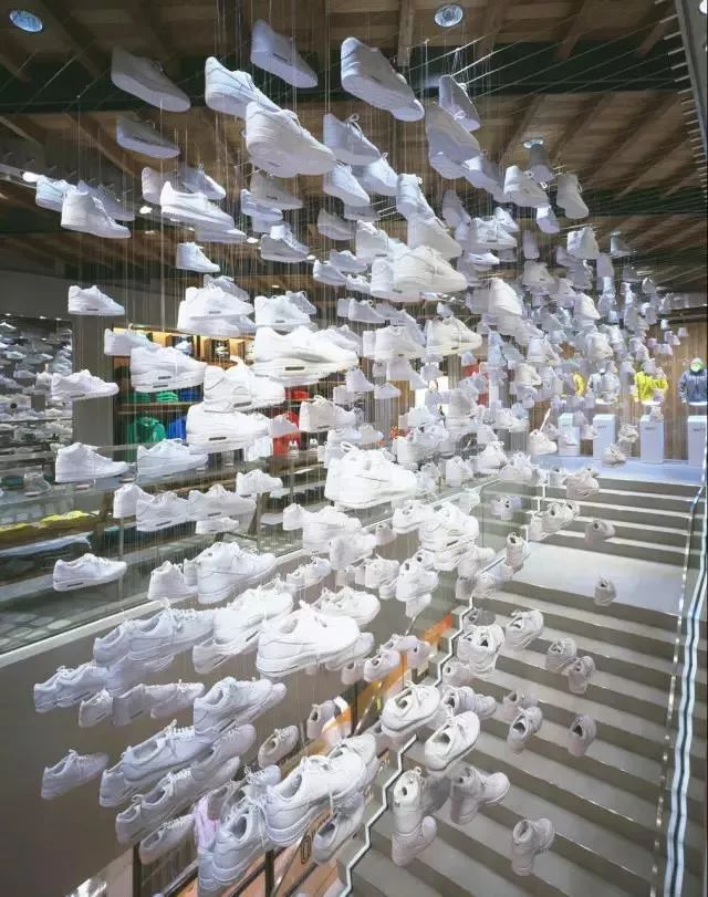 深度解析优衣库成功之秘,优衣库从生产到门店的过程