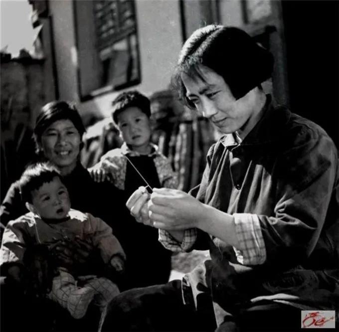 纪念毛主席的“626”指示，“赤脚医生”与新中国的卫生保障制度