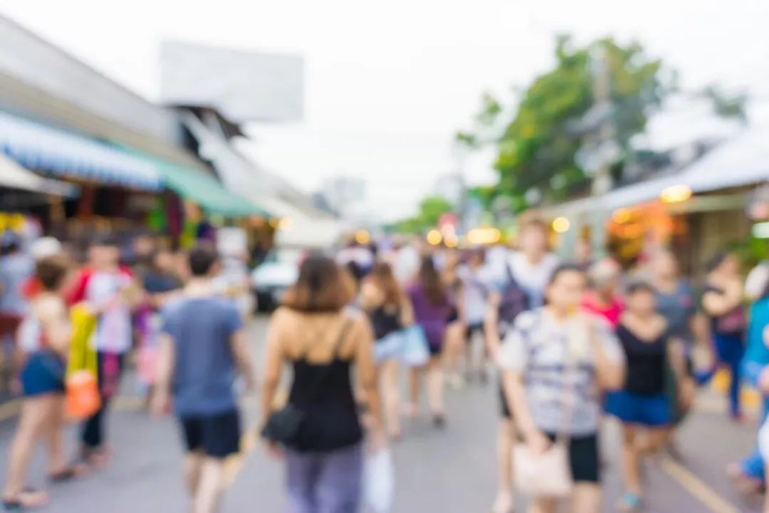 那些移民的人过得怎样,那些移民到中国的老外