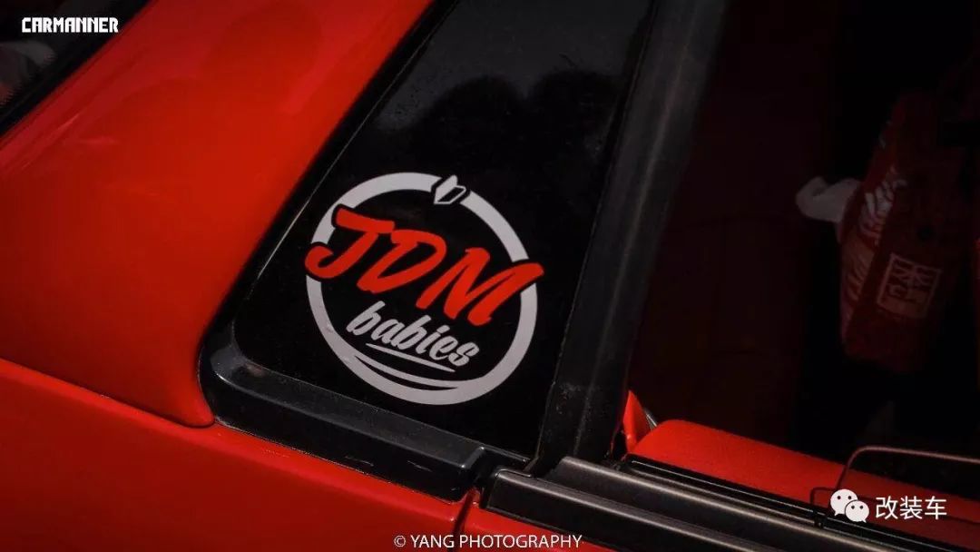 花二十几万买辆代步车,花20万去翻新一台20年的老车