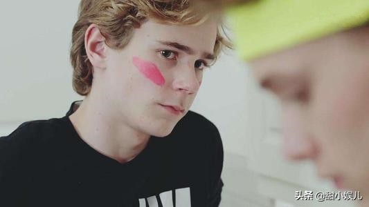 skam挪威e神什么时候喜欢小天使的 (挪威skam小天使神颜)