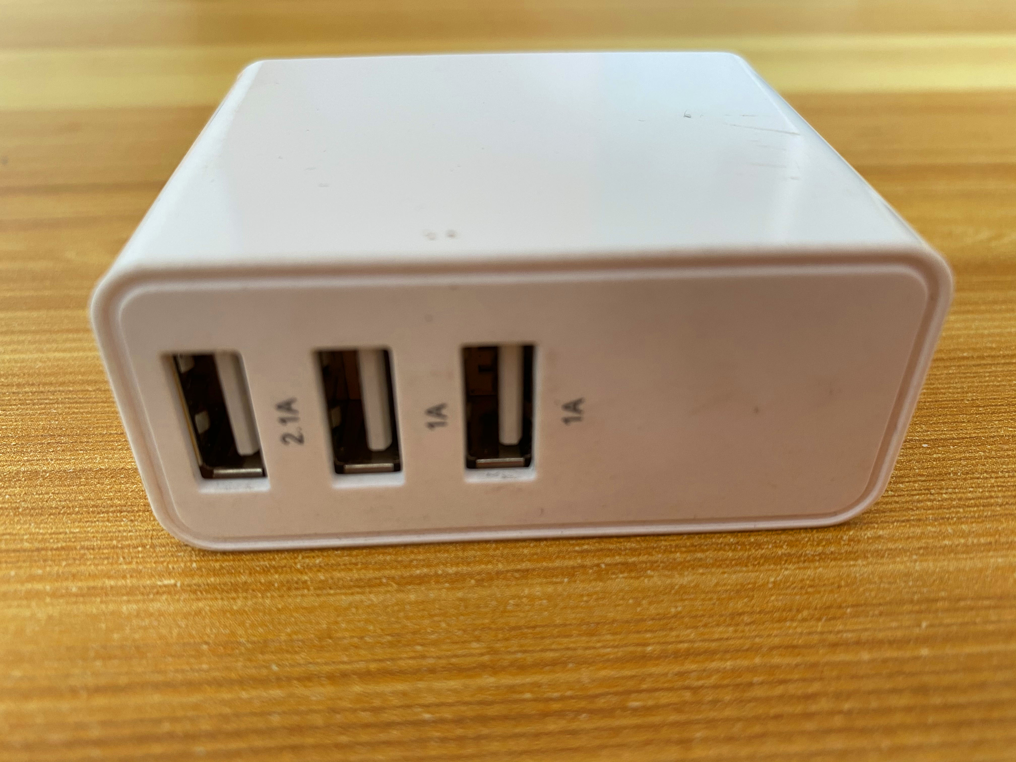 苹果原装充电器和国产充电器对比,目前公认最好的苹果手机充电器