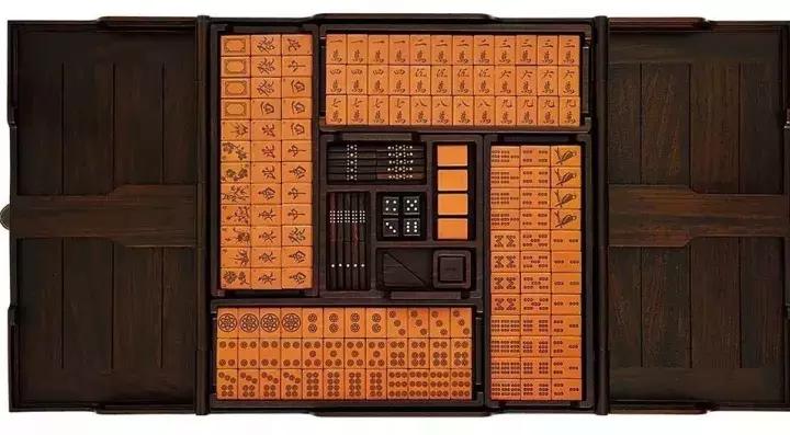 花两万买的新包,花2万买的包包