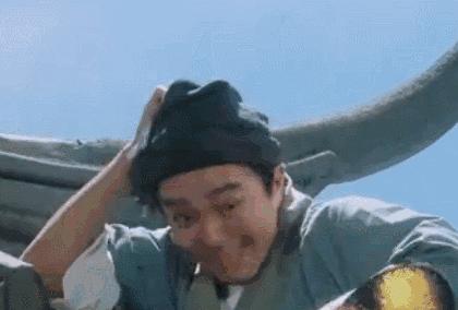 一件羽绒服1800、一个书包800……妈妈月薪六千,加入宝妈群后崩溃