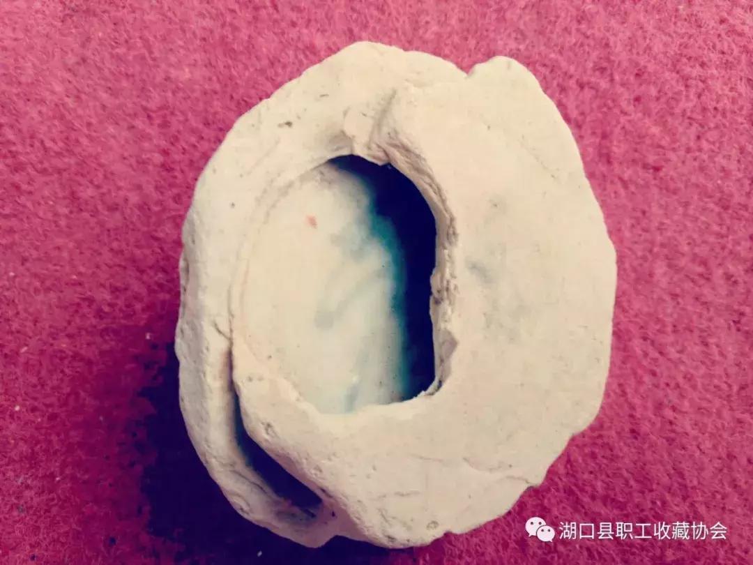 湖口一男子竟然收藏了这么多宝贝，让人大开眼界！