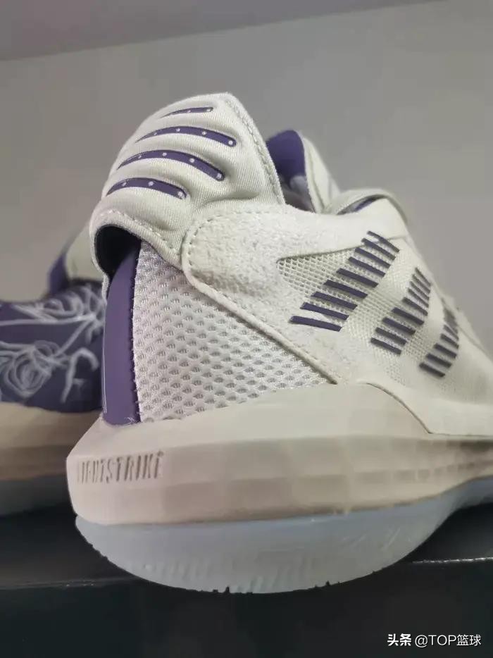 利拉德6球鞋换底,篮球鞋利拉德6