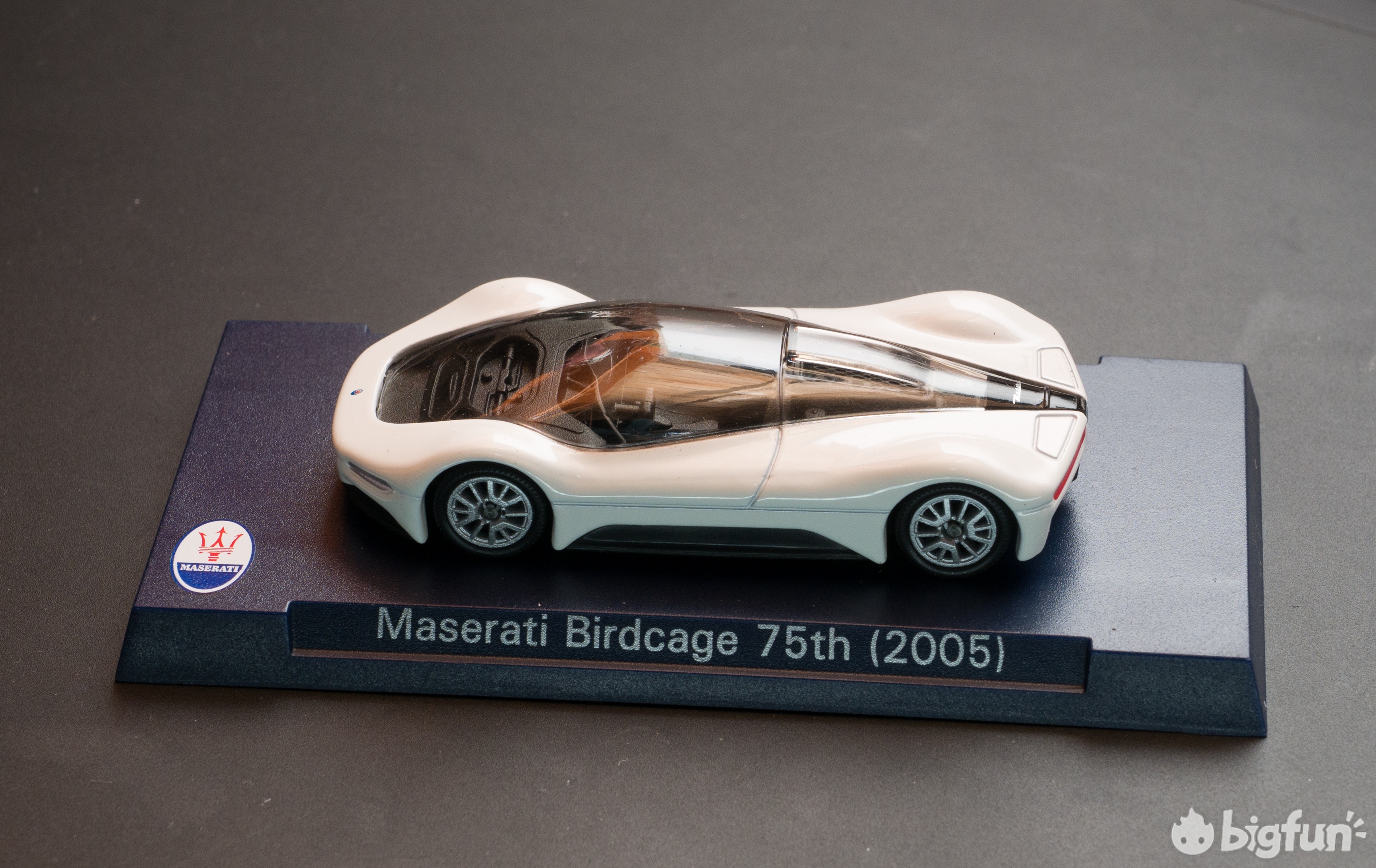 新世纪的鸟笼——711birdcage75th模型分享